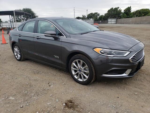 3FA6P0PU2JR110652 - 2018 FORD FUSION SE PHEV CHARCOAL photo 4