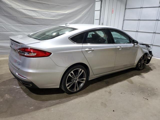 3FA6P0D96KR143462 - 2019 FORD FUSION TITANIUM 银色 照片 3