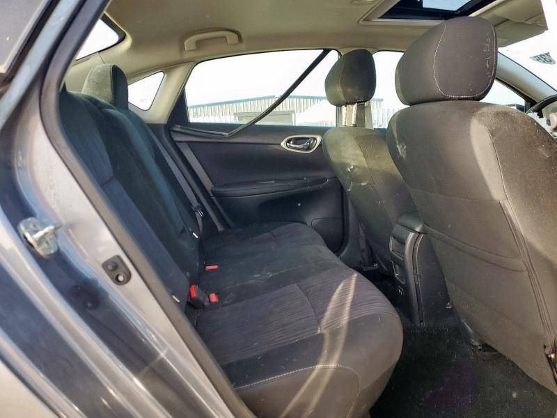 3N1AB7APXKY401425 - 2019 NISSAN SENTRA S 灰色 照片 10