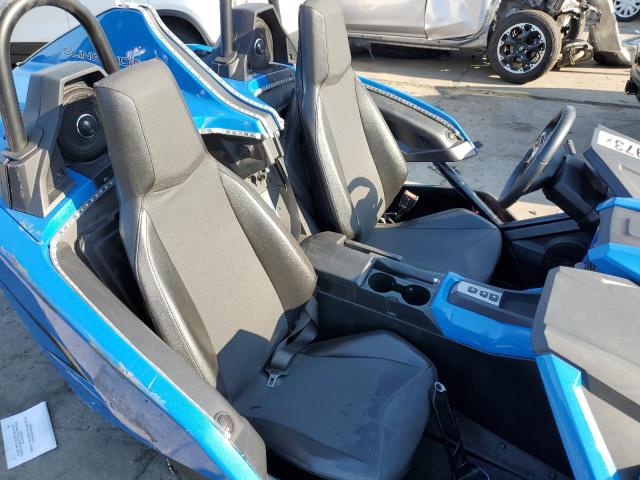 57XAAPHDXL8136957 - 2020 POLARIS SLINGSHOT SL BLUE photo 6