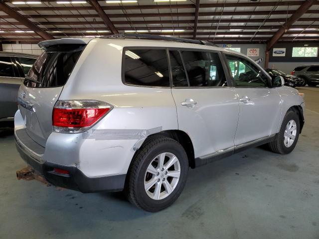 5TDBK3EH0CS098080 - 2012 TOYOTA HIGHLANDER BASE SILVER photo 3