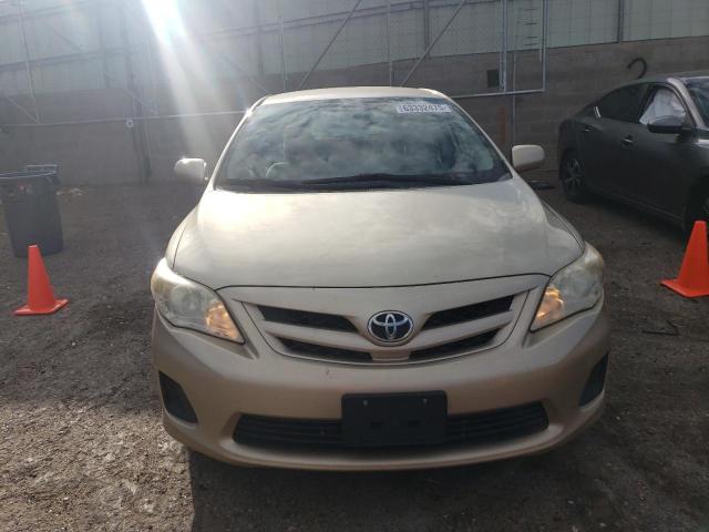 JTDBU4EE4DJ113264 - 2013 TOYOTA COROLLA BASE 金色 照片 5