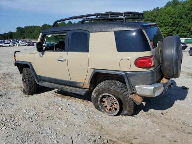 JTEBU4BF1BK103632 - 2011 TOYOTA FJ CRUISER TAN photo 2