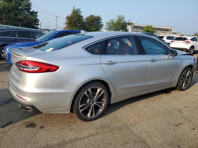 3FA6P0K91KR102837 - 2019 FORD FUSION TITANIUM SILVER photo 3