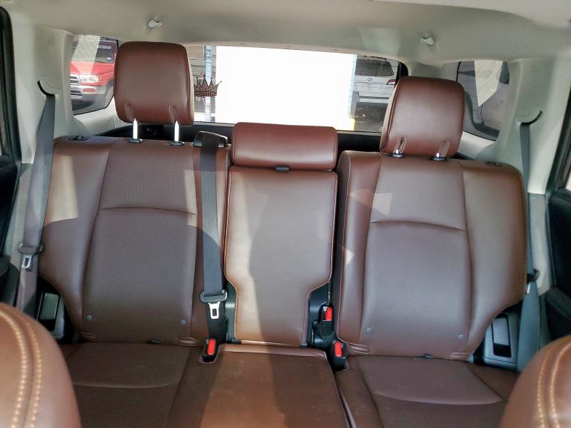 JTEBU5JR8J5555365 - 2018 TOYOTA 4RUNNER SR5/SR5 PREMIUM ნაცრისფერი ფოტო 10