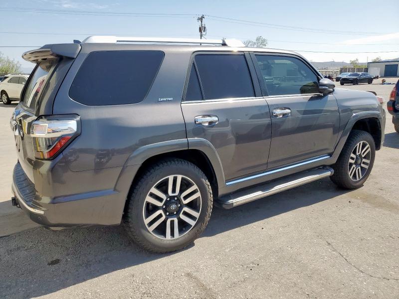 JTEBU5JR8J5555365 - 2018 TOYOTA 4RUNNER SR5/SR5 PREMIUM ნაცრისფერი ფოტო 3