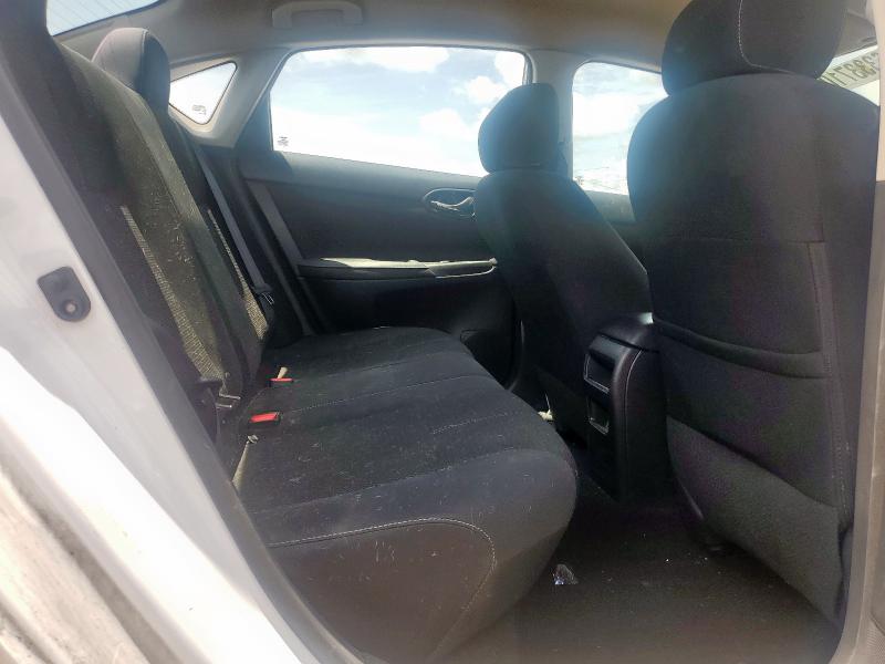 3N1AB7AP9JY321497 - 2018 NISSAN SENTRA S 白色 照片 10