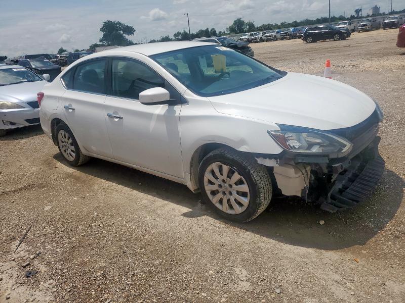 3N1AB7AP9JY321497 - 2018 NISSAN SENTRA S 白色 照片 4