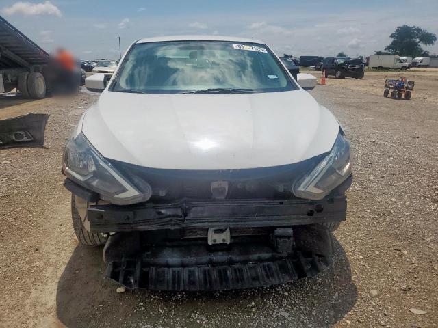 3N1AB7AP9JY321497 - 2018 NISSAN SENTRA S 白色 照片 5