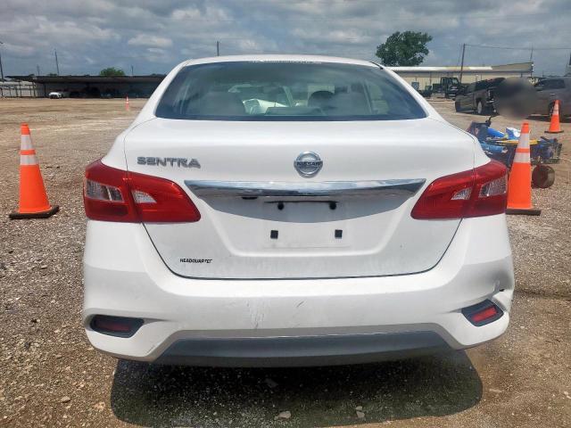 3N1AB7AP9JY321497 - 2018 NISSAN SENTRA S 白色 照片 6
