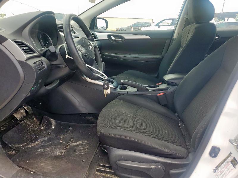 3N1AB7AP9JY321497 - 2018 NISSAN SENTRA S 白色 照片 7