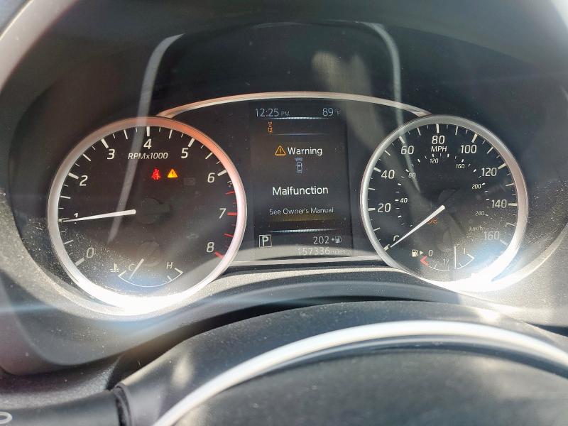 3N1AB7AP9JY321497 - 2018 NISSAN SENTRA S 白色 照片 9