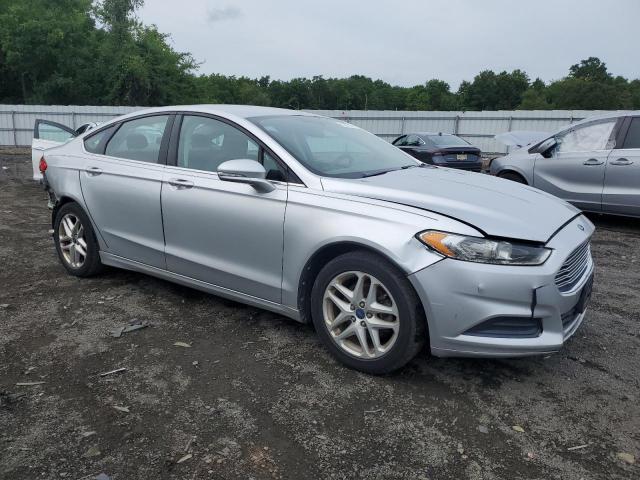 3FA6P0H78DR294900 - 2013 FORD FUSION SE WHITE photo 4