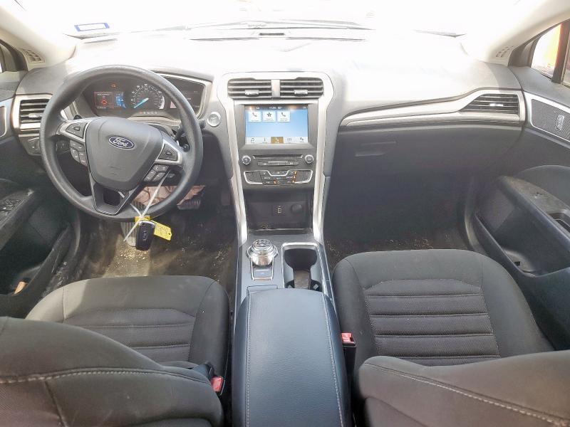 3FA6P0HDXJR144935 - 2018 FORD FUSION SE 红色 照片 8