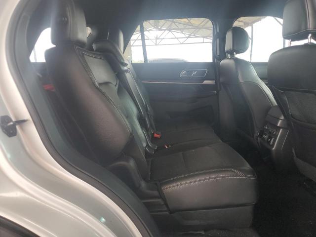 1FM5K7F82GGC13843 - 2016 FORD EXPLORER LIMITED Argent photo 11
