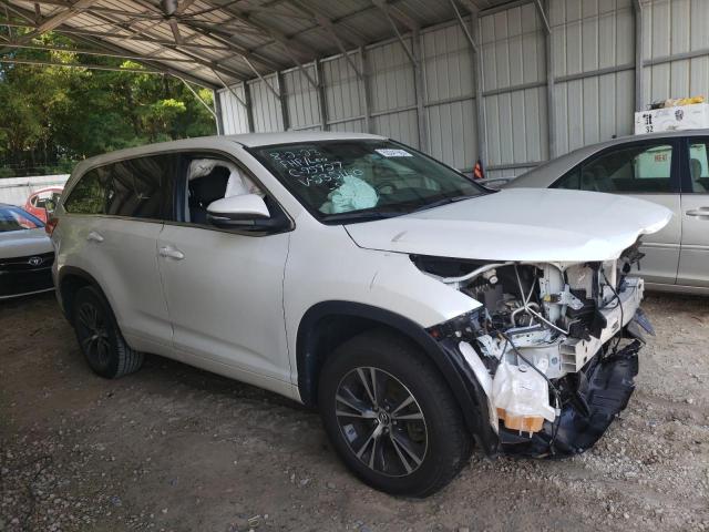 5TDZZRFH4JS235160 - 2018 TOYOTA HIGHLANDER LE WHITE photo 4