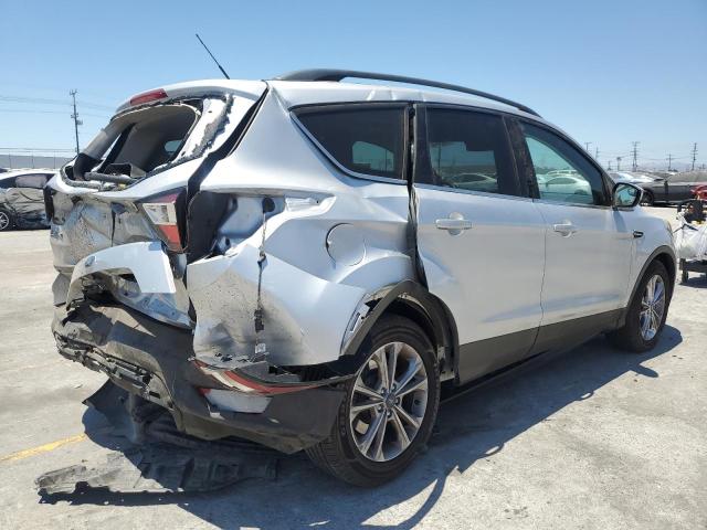 1FMCU9GD0JUA32368 - 2018 FORD ESCAPE SE Сріблястий фото 3
