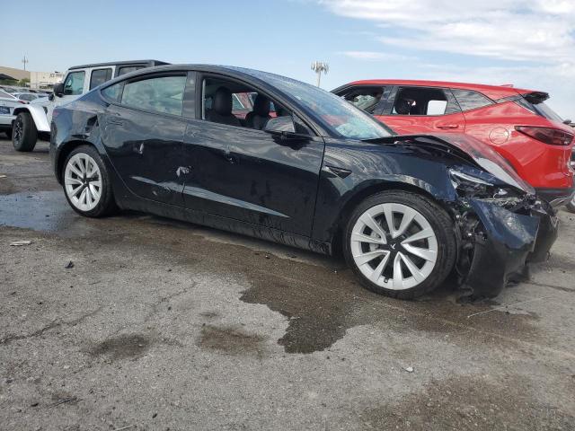 5YJ3E1EA2NF368789 - 2022 TESLA MODEL 3 BLACK photo 4