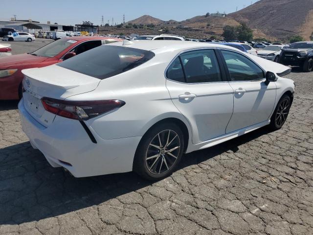 4T1G11AK7PU786105 - 2023 TOYOTA CAMRY SE NIGHT SHADE WHITE photo 3