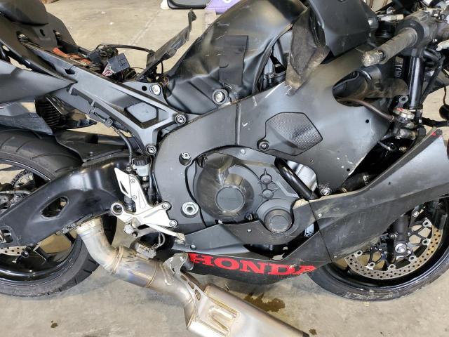 JH2SC7754HK000858 - 2017 HONDA CBR1000 RA BLACK photo 7