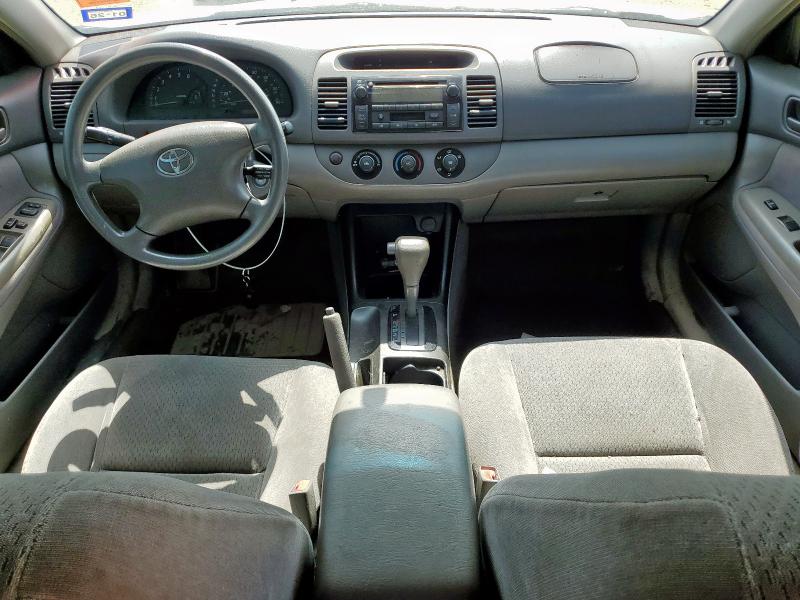 4T1BE30KX2U500056 - 2002 TOYOTA CAMRY LE ვერცხლისფერი ფოტო 8