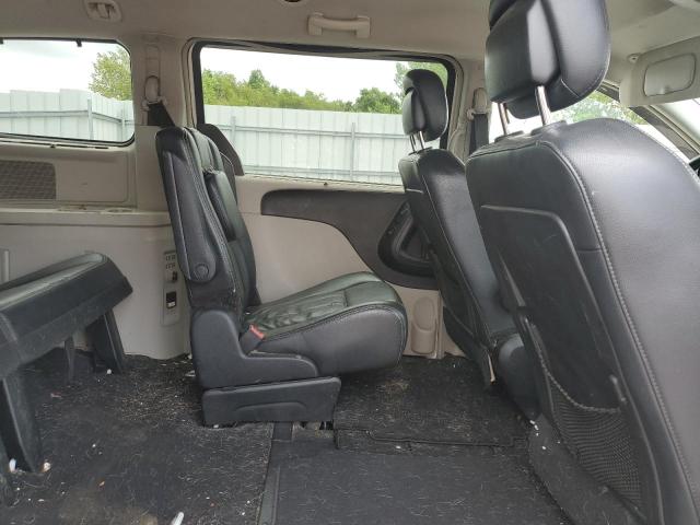 2C4RC1CG5CR416584 - 2012 CHRYSLER TOWN & COU TOURING L WHITE photo 11