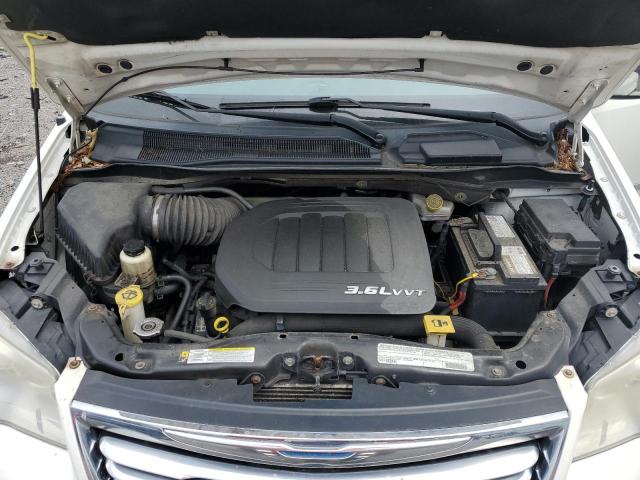 2C4RC1CG5CR416584 - 2012 CHRYSLER TOWN & COU TOURING L WHITE photo 12