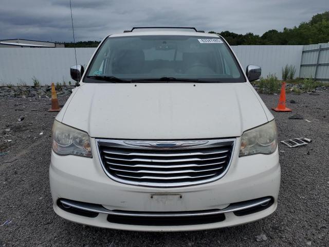 2C4RC1CG5CR416584 - 2012 CHRYSLER TOWN & COU TOURING L WHITE photo 5