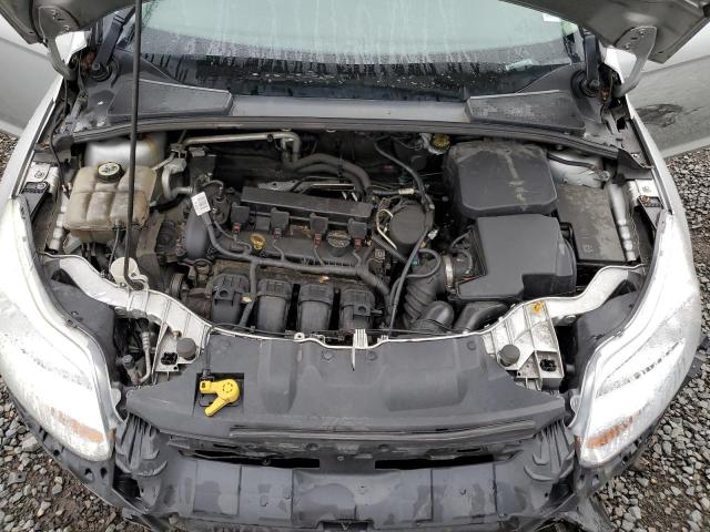 1FAHP3K23CL472300 - 2012 FORD FOCUS SE SILVER photo 11