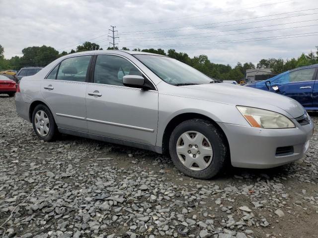 1HGCM56417A198795 - 2007 HONDA ACCORD LX SILVER photo 4