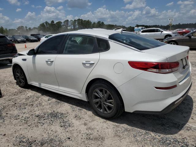 5XXGT4L34LG393717 - 2020 KIA OPTIMA LX WHITE photo 2