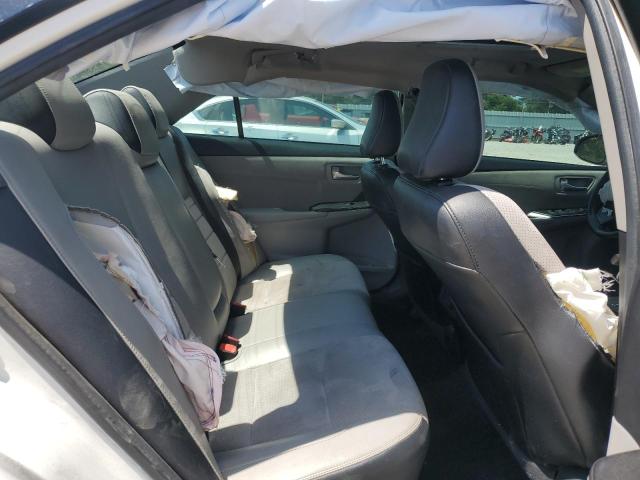 4T1BF1FK0HU413333 - 2017 TOYOTA CAMRY LE WHITE photo 10