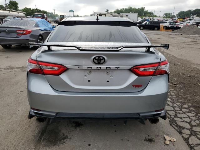 4T1NZ1AKXLU039737 - 2020 TOYOTA CAMRY TRD SILVER photo 6