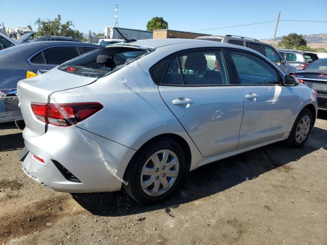 3KPA24AD8NE449738 - 2022 KIA RIO LX SILVER photo 3