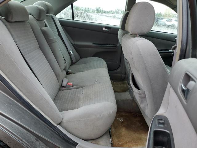 4T1BE32K55U988236 - 2005 TOYOTA CAMRY LE GRAY photo 10