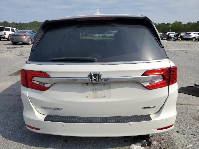 5FNRL6H85KB111028 - 2019 HONDA ODYSSEY TOURING WHITE photo 6