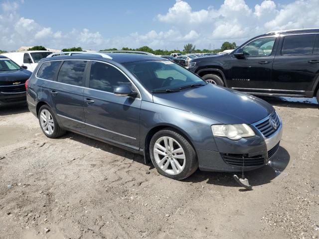 WVWXK93C09E089703 - 2009 VOLKSWAGEN PASSAT WAGON TURBO GRAY photo 4