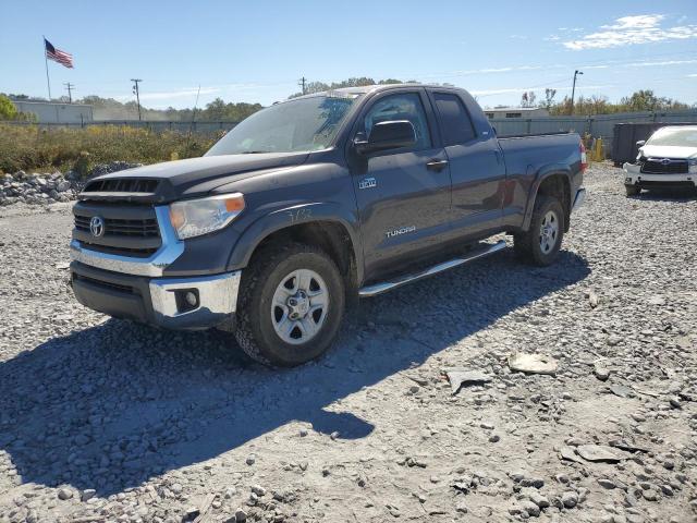 5TFUW5F16FX457358 - 2015 TOYOTA TUNDRA DOUBLE CAB SR/SR5 GRAY photo 2