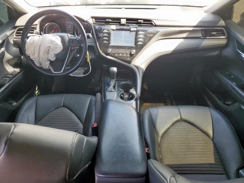 4T1B11HK0KU185496 - 2019 TOYOTA CAMRY L WHITE photo 8