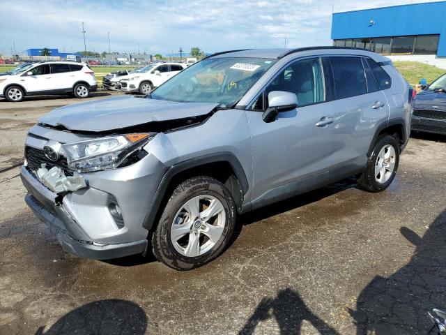 2T3P1RFV8LC093936 - 2020 TOYOTA RAV4 XLE SILVER photo 1