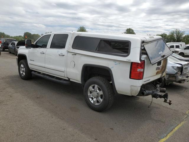 1GT12TEY7JF276902 - 2018 GMC SIERRA K2500 SLT WHITE photo 2