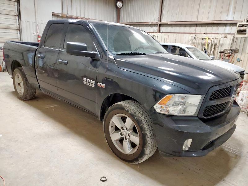 1C6RR6FT1JS325626 - 2018 RAM 1500 ST Чорний фото 4