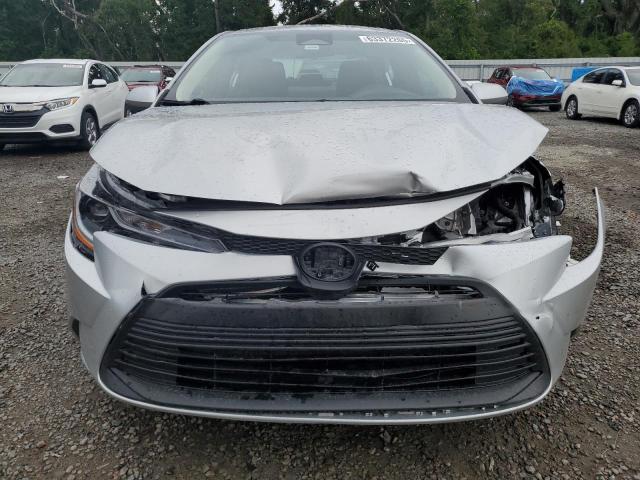 5YFB4MDE5SP238381 - 2025 TOYOTA COROLLA LE SILVER photo 5