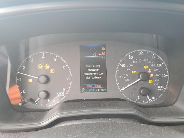 5YFB4MDE5SP238381 - 2025 TOYOTA COROLLA LE SILVER photo 9