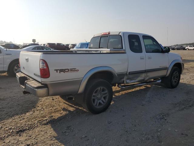 5TBRT341X4S447031 - 2004 TOYOTA TUNDRA ACCESS CAB SR5 WHITE photo 3