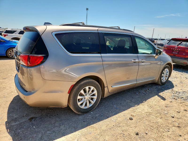 2C4RC1BG5HR569605 - 2017 CHRYSLER PACIFICA TOURING L TAN photo 3