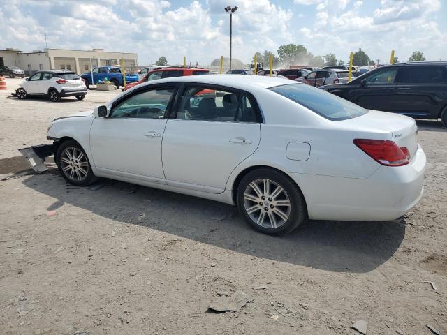 4T1BK36B55U036632 - 2005 TOYOTA AVALON XL თეთრი ფოტო 2