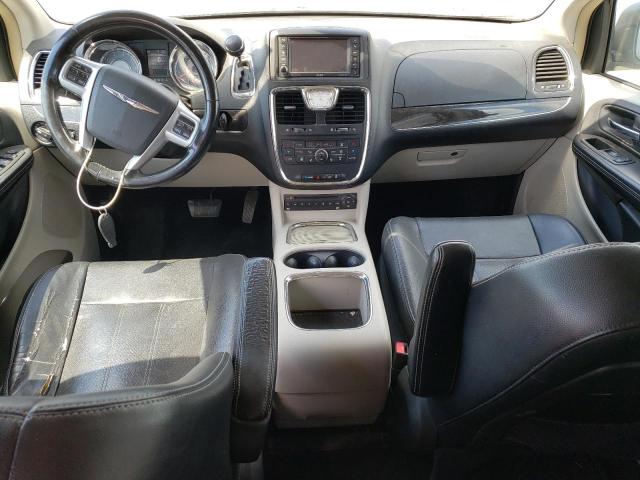 2C4RC1CG3CR300896 - 2012 CHRYSLER TOWN & COU TOURING L GRAY photo 8