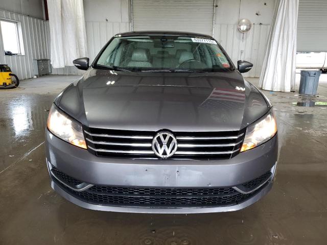 1VWBH7A33CC101620 - 2012 VOLKSWAGEN PASSAT SE GRAY photo 5