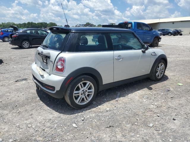 WMWSV3C58BTY13118 - 2011 MINI COOPER S SILVER photo 3